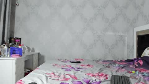 Snapshot of desert2blosom chatting on March 2, 2025, 12:53 am Mia online show from March 2, 2025, 12:53 am