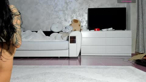 Snapshot of desert2blosom chatting on September 26, 2025, 9:08 pm Mia online show from September 26, 2025, 9:08 pm