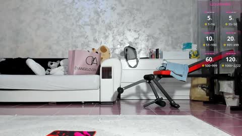 Snapshot of desert2blosom chatting on October 13, 2025, 8:31 pm Mia online show from October 13, 2025, 8:31 pm