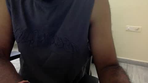 Snapshot of desi_suckable chatting on June 1, 2026, 10:28 am desisuckable online show from June 1, 2026, 10:28 am