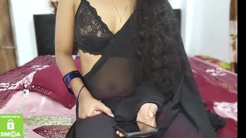 Snapshot of desicoupleshow chatting on January 7, 2025, 7:28 pm Eva and Adam online show from January 7, 2025, 7:28 pm