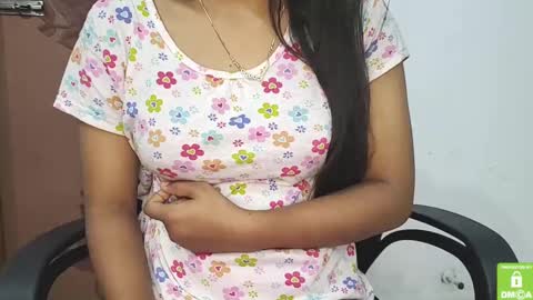 Snapshot of desicoupleshow chatting on February 11, 2025, 1:51 pm Eva and Adam online show from February 11, 2025, 1:51 pm