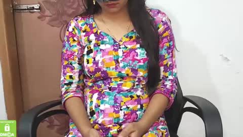 Snapshot of desicoupleshow chatting on February 18, 2025, 6:04 am Eva and Adam online show from February 18, 2025, 6:04 am