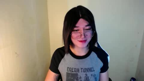LORINE online show from January 21, 2025, 11:34 pm