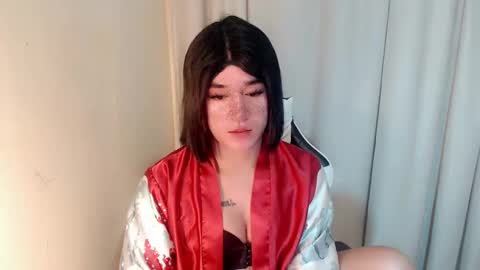 LORINE online show from March 5, 2025, 6:34 pm