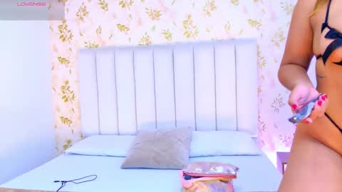 Sara Desire online show from January 14, 2026, 12:11 pm