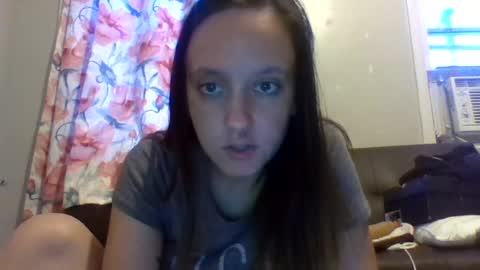 Snapshot of desireme19 chatting on July 15, 2026, 12:49 am desireme19 online show from July 15, 2026, 12:49 am