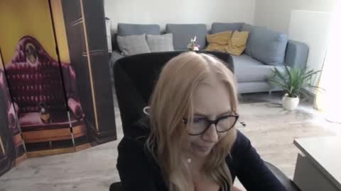 S O F I A online show from March 26, 2026, 2:44 pm