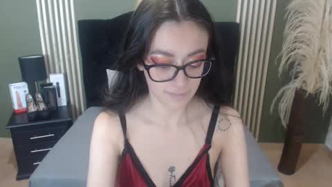 Snapshot of desiring__angel chatting on January 10, 2025, 4:20 pm Desiring Angel online show from January 10, 2025, 4:20 pm