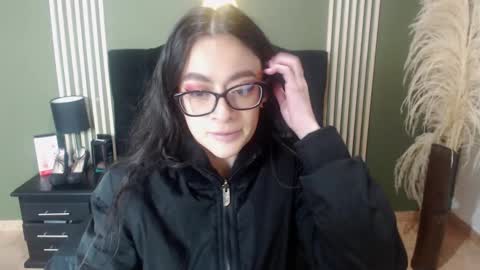 Snapshot of desiring__angel chatting on January 22, 2025, 11:56 am Desiring Angel online show from January 22, 2025, 11:56 am