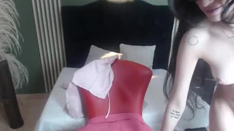 Snapshot of desiring__angel chatting on January 23, 2025, 9:39 am Desiring Angel online show from January 23, 2025, 9:39 am