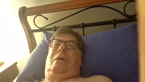 Snapshot of desmon1958 chatting on February 6, 2026, 6:11 pm Desmon1958 online show from February 6, 2026, 6:11 pm