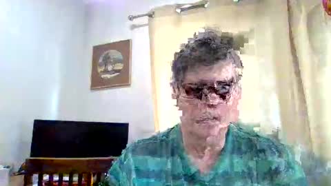 Snapshot of desmon1958 chatting on February 10, 2026, 10:47 pm Desmon1958 online show from February 10, 2026, 10:47 pm
