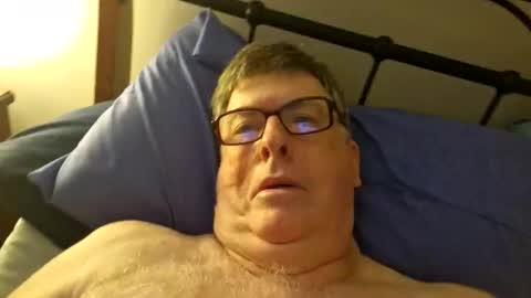 Snapshot of desmon1958 chatting on February 22, 2026, 6:28 pm Desmon1958 online show from February 22, 2026, 6:28 pm