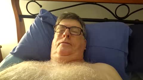 Snapshot of desmon1958 chatting on February 27, 2026, 8:09 pm Desmon1958 online show from February 27, 2026, 8:09 pm