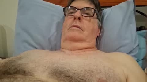 Desmon1958 online show from April 16, 2026, 7:58 pm