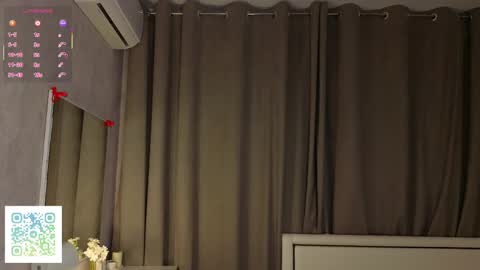 Jane online show from April 15, 2026, 7:58 pm