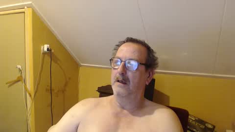 destelp online show from September 28, 2025, 6:57 pm