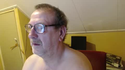 destelp online show from December 3, 2025, 11:25 pm