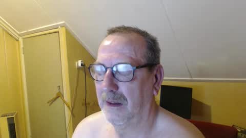 destelp online show from June 1, 2026, 9:49 pm