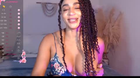 Snapshot of destinnemil chatting on May 15, 2026, 10:33 am Destinne Mill online show from May 15, 2026, 10:33 am