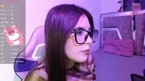 Snapshot of destinya_ chatting on June 2, 2026, 12:07 pm destinya_ online show from June 2, 2026, 12:07 pm