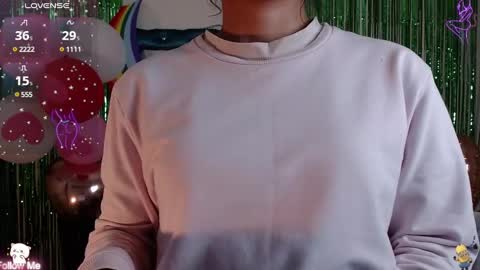 Snapshot of destinyhills_ chatting on March 6, 2025, 12:09 pm Destiny online show from March 6, 2025, 12:09 pm