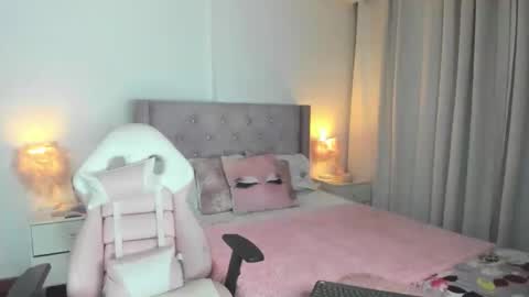 destinysweet21 online show from September 20, 2025, 9:54 am