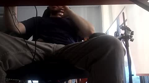 Snapshot of destroyingunit chatting on November 2, 2025, 11:40 pm destroyingunit online show from November 2, 2025, 11:40 pm