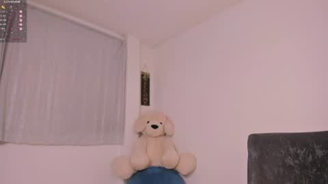 desty_y online show from July 11, 2026, 1:03 pm