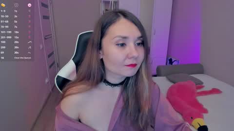 devil_mixie online show from November 4, 2025, 2:05 pm