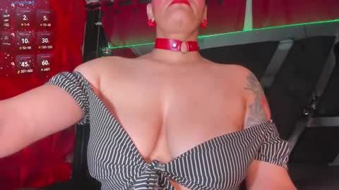 devil_taylorx online show from January 25, 2025, 2:47 pm