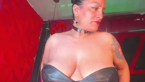Snapshot of devil_taylorx chatting on March 21, 2026, 4:10 pm devil_taylorx online show from March 21, 2026, 4:10 pm
