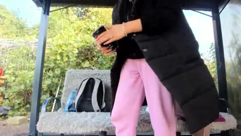 Anna online show from October 17, 2025, 9:01 am