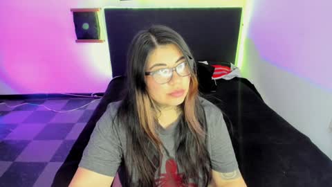 Snapshot of devilfox29 chatting on January 12, 2025, 6:59 pm L I NA online show from January 12, 2025, 6:59 pm