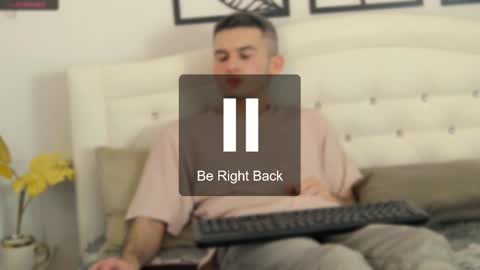 devin_ho online show from February 9, 2025, 10:43 pm