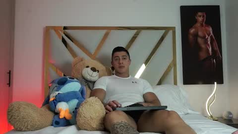 Devin Hunter online show from February 7, 2026, 1:53 am