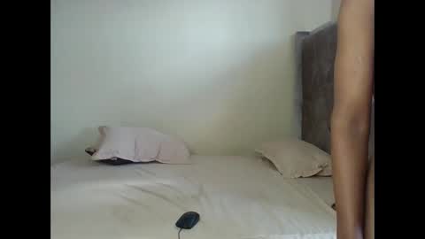 devinegrace7 online show from September 11, 2025, 12:27 pm