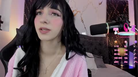 PaulaInsta  paulacastellanos 1Pvt open online show from March 31, 2026, 11:21 am