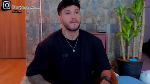 JULIAN online show from October 3, 2025, 4:37 pm