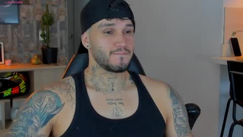 Snapshot of deymon_scott chatting on May 5, 2026, 11:46 pm JULIAN online show from May 5, 2026, 11:46 pm