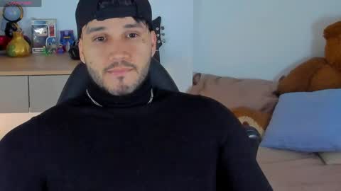 Snapshot of deymon_scott chatting on May 24, 2026, 3:22 am JULIAN online show from May 24, 2026, 3:22 am
