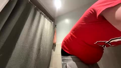 Snapshot of deznuts130 chatting on January 24, 2025, 5:10 am deznuts130 online show from January 24, 2025, 5:10 am