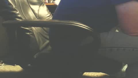 Snapshot of dfwgonewrong chatting on February 1, 2026, 1:37 am dfwgonewrong online show from February 1, 2026, 1:37 am