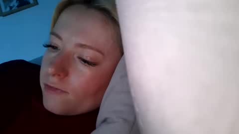 Snapshot of dgesika254182 chatting on January 25, 2025, 9:04 pm dgesika254182 online show from January 25, 2025, 9:04 pm