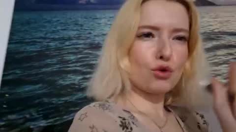 Snapshot of dgesika254182 chatting on January 26, 2025, 5:34 pm dgesika254182 online show from January 26, 2025, 5:34 pm