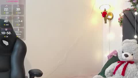 Snapshot of dharanisnisha chatting on February 4, 2026, 11:38 am dharanisnisha online show from February 4, 2026, 11:38 am