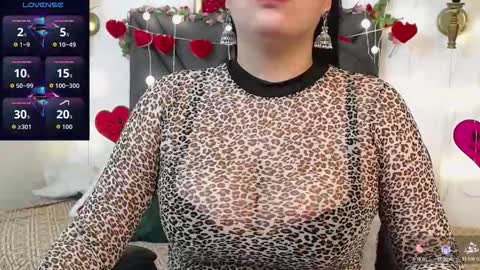 Snapshot of dharanisnisha chatting on February 17, 2026, 12:01 pm dharanisnisha online show from February 17, 2026, 12:01 pm