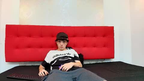   online show from September 12, 2025, 12:16 pm