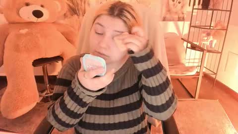 Dia online show from January 12, 2026, 7:41 pm